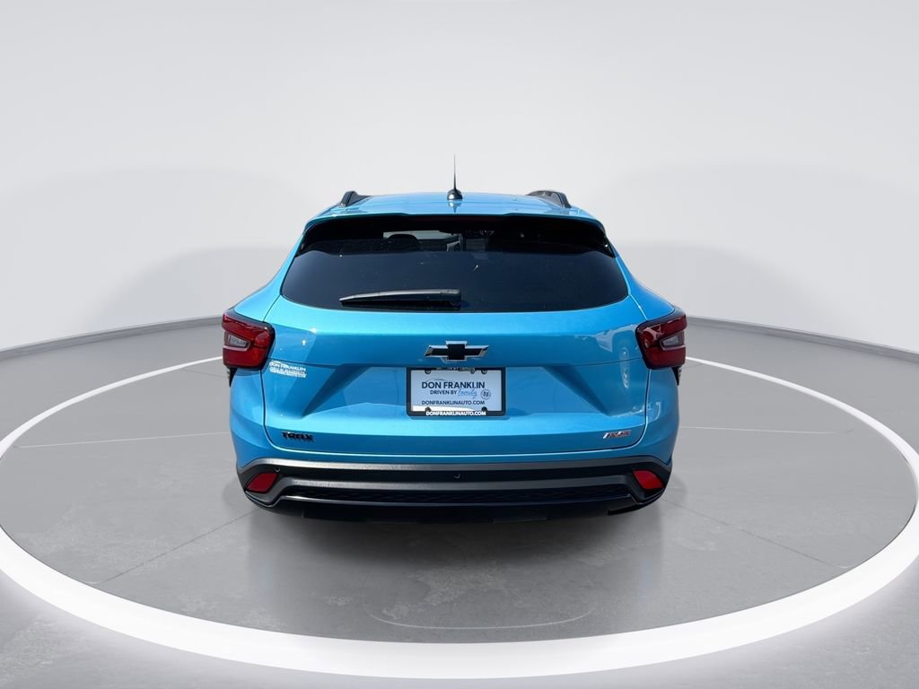 New 2026 Chevrolet Trax RS w/ Driver Confidence Package image 7