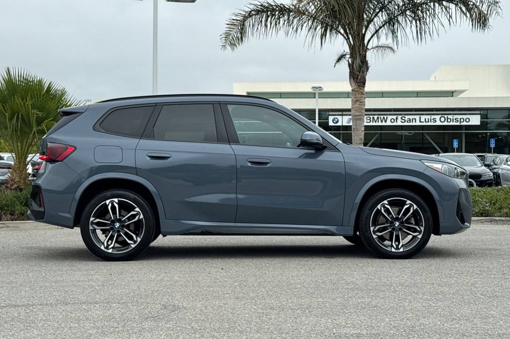 Used 2023 BMW X1 xDrive28i w/ M Sport Package AWD/4WD image 2