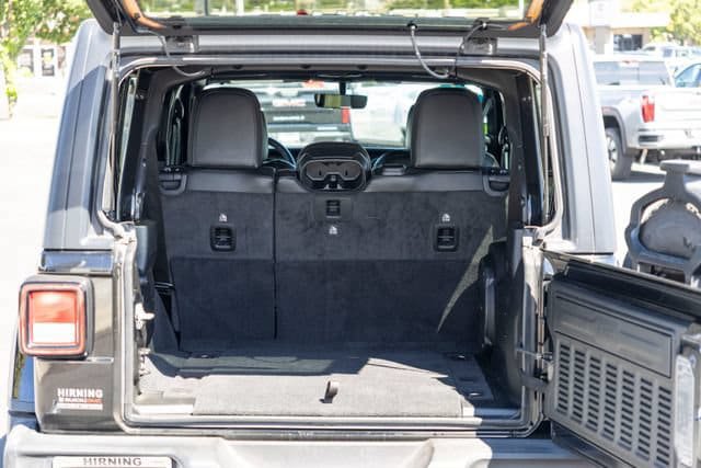 Used 2023 Jeep Wrangler Unlimited Sport AWD/4WD image 26