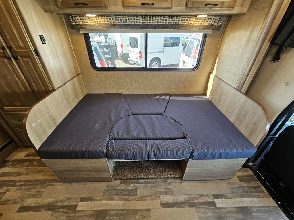 Used 2015 Mercedes-Benz Sprinter 3500 image 16