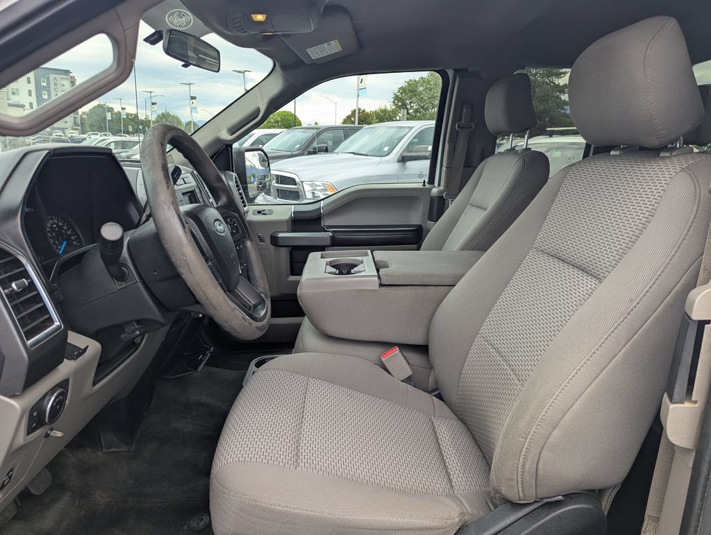 Used 2015 Ford F150 XLT AWD/4WD image 24