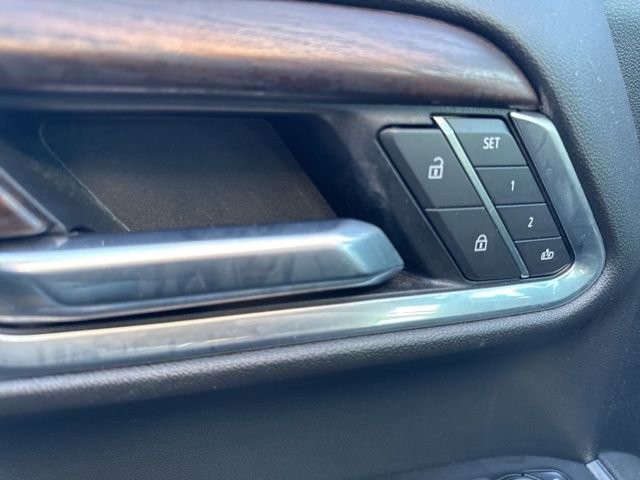 Used 2025 GMC Sierra 1500 SLT image 13