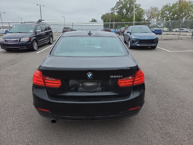 Used 2014 BMW 320i Sedan RWD image 7