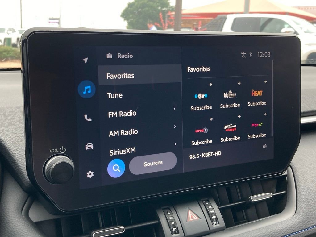 Used 2024 Toyota RAV4 XSE AWD/4WD image 22