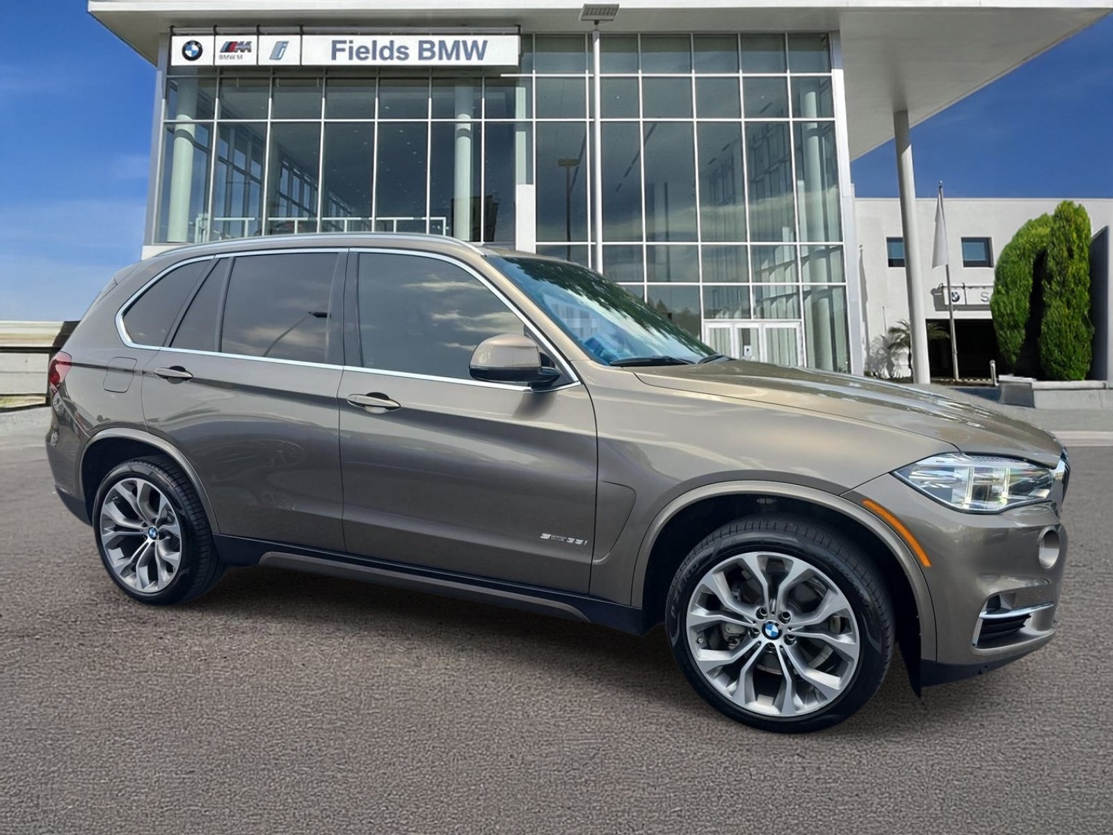 Used 2017 BMW X5 sDrive35i RWD image 1