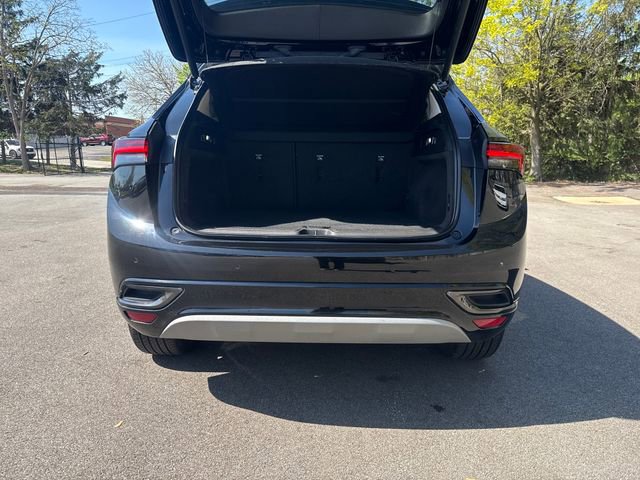 Used 2023 Buick Envision Essence w/ Sport Touring Package AWD/4WD image 11