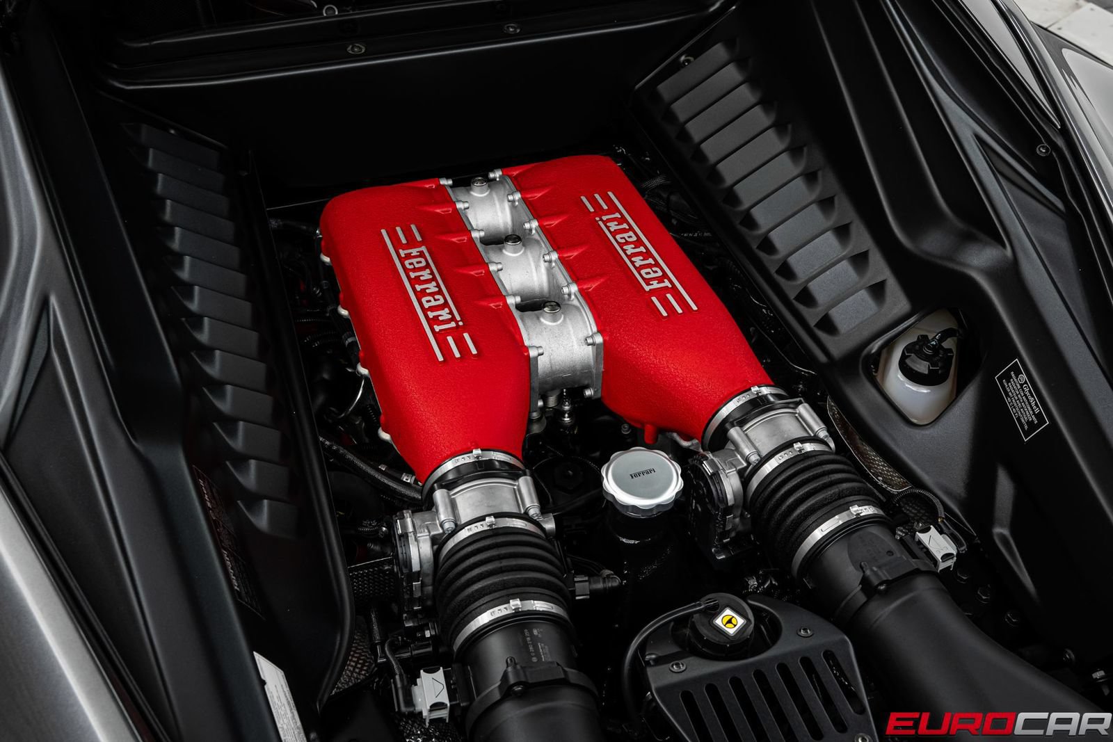 Used 2014 Ferrari 458 Italia Coupe RWD image 19