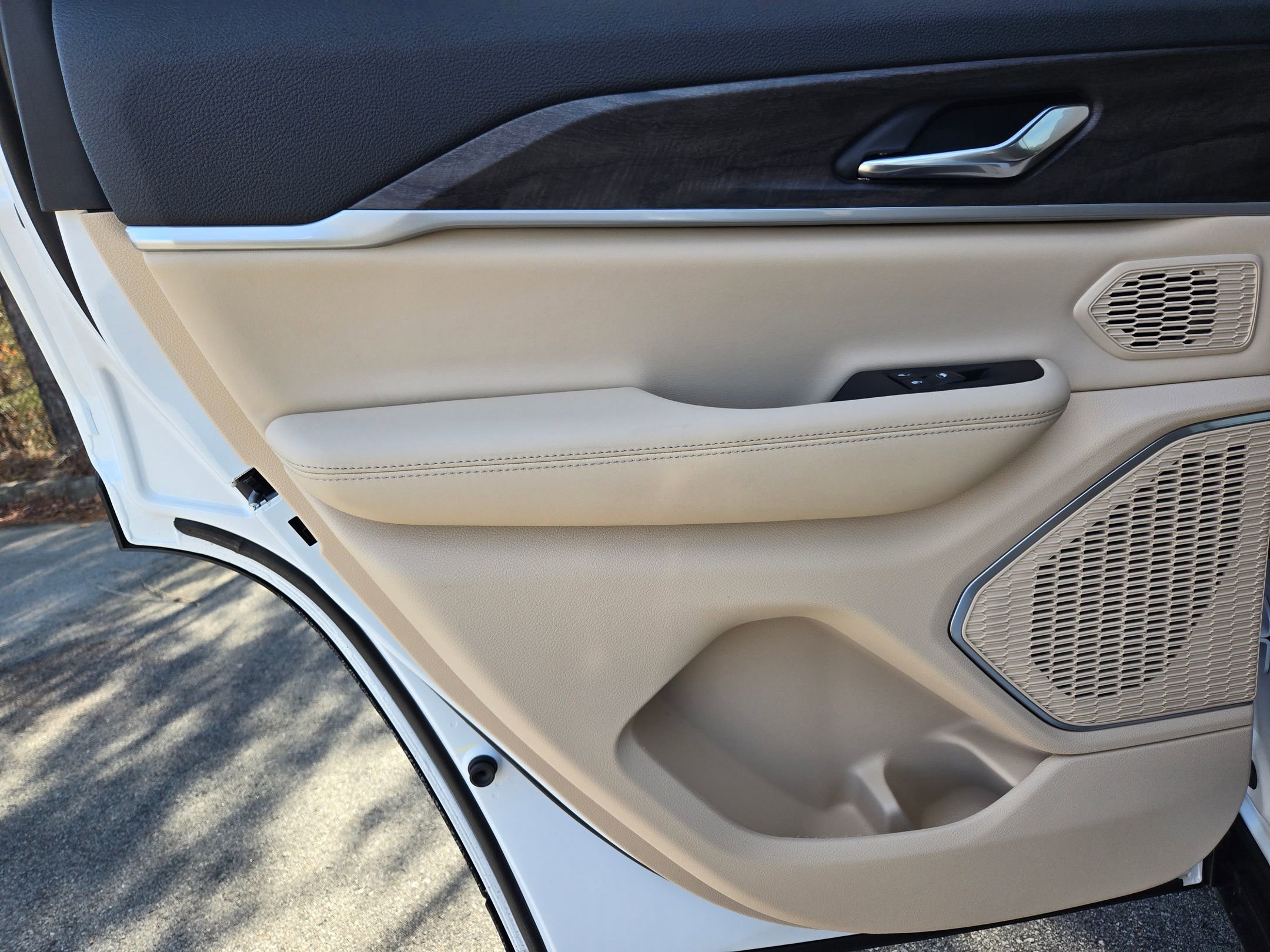 New 2026 Jeep Grand Cherokee Limited w/ Limited Altitude Package image 23