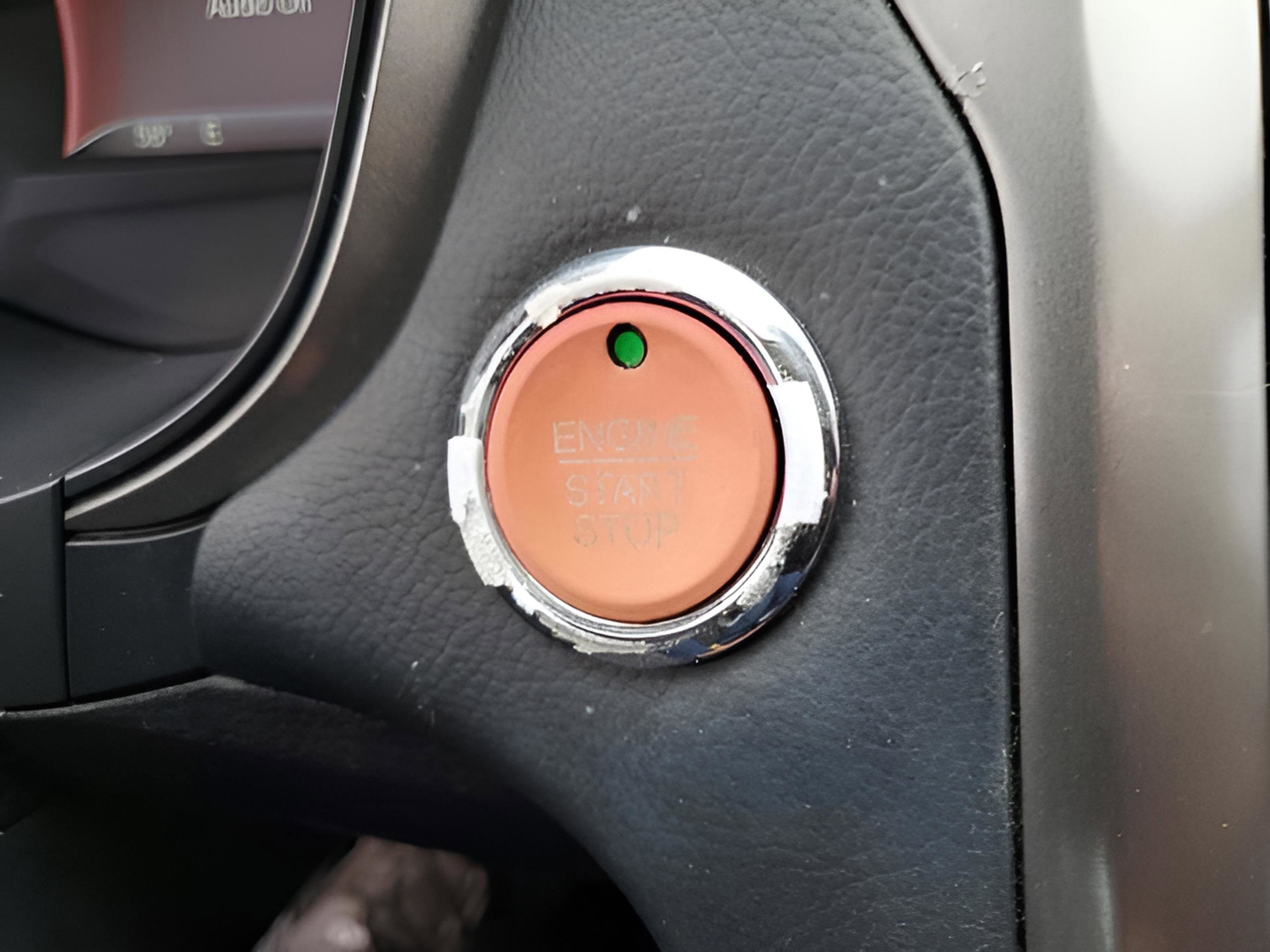 Used 2018 Ford Fusion SE w/ Fusion SE Technology Package FWD image 24