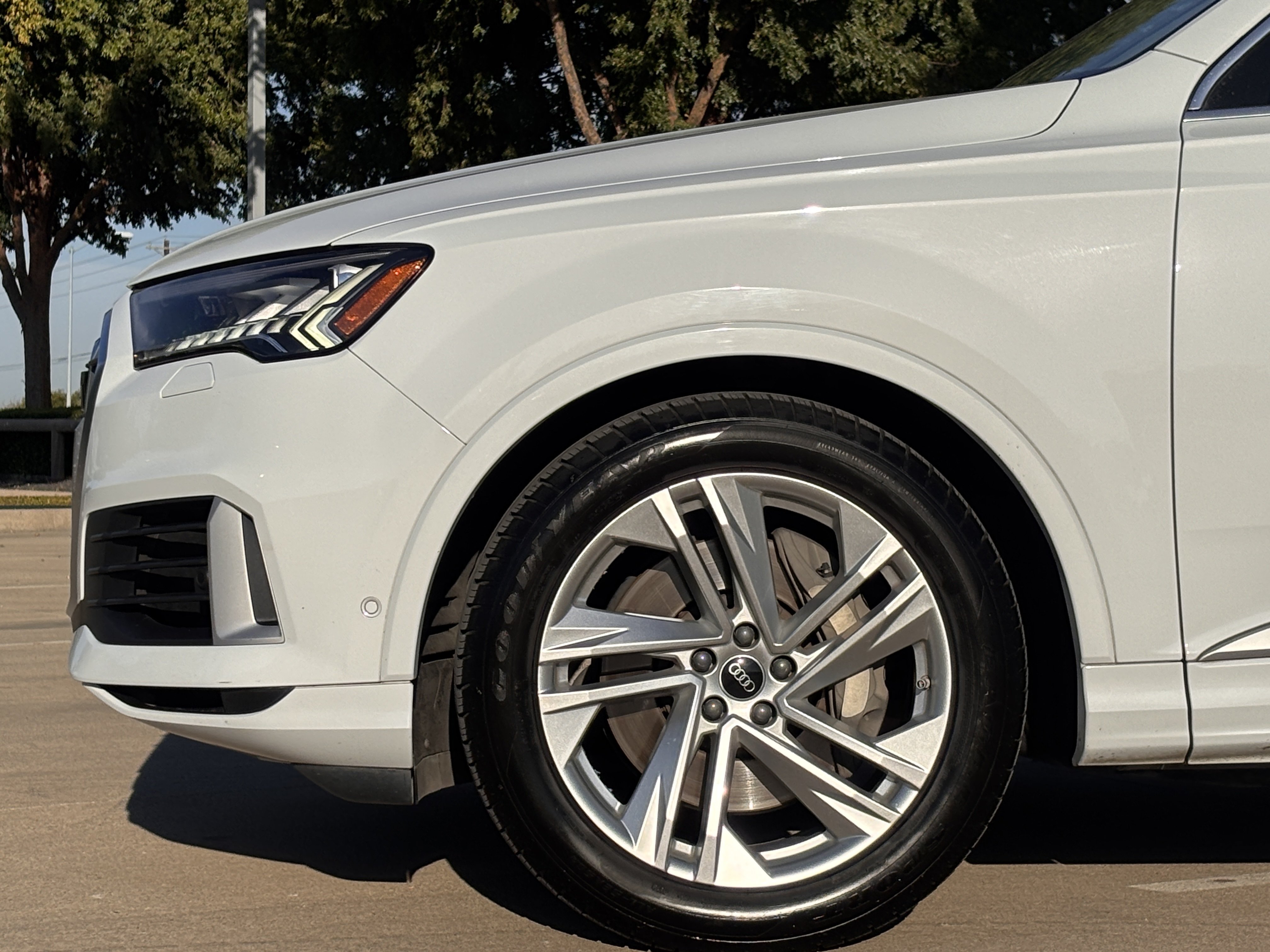 Used 2022 Audi Q7 3.0T Prestige AWD/4WD image 12