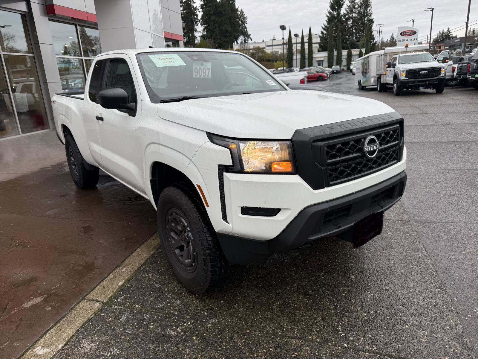 Used 2023 Nissan Frontier S w/ Technology Package image 9