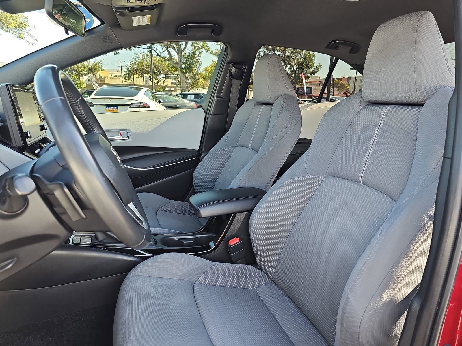 Used 2022 Toyota Corolla SE image 14