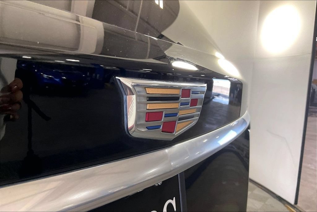 Used 2024 Cadillac XT6 Sport w/ Platinum Package AWD/4WD image 39