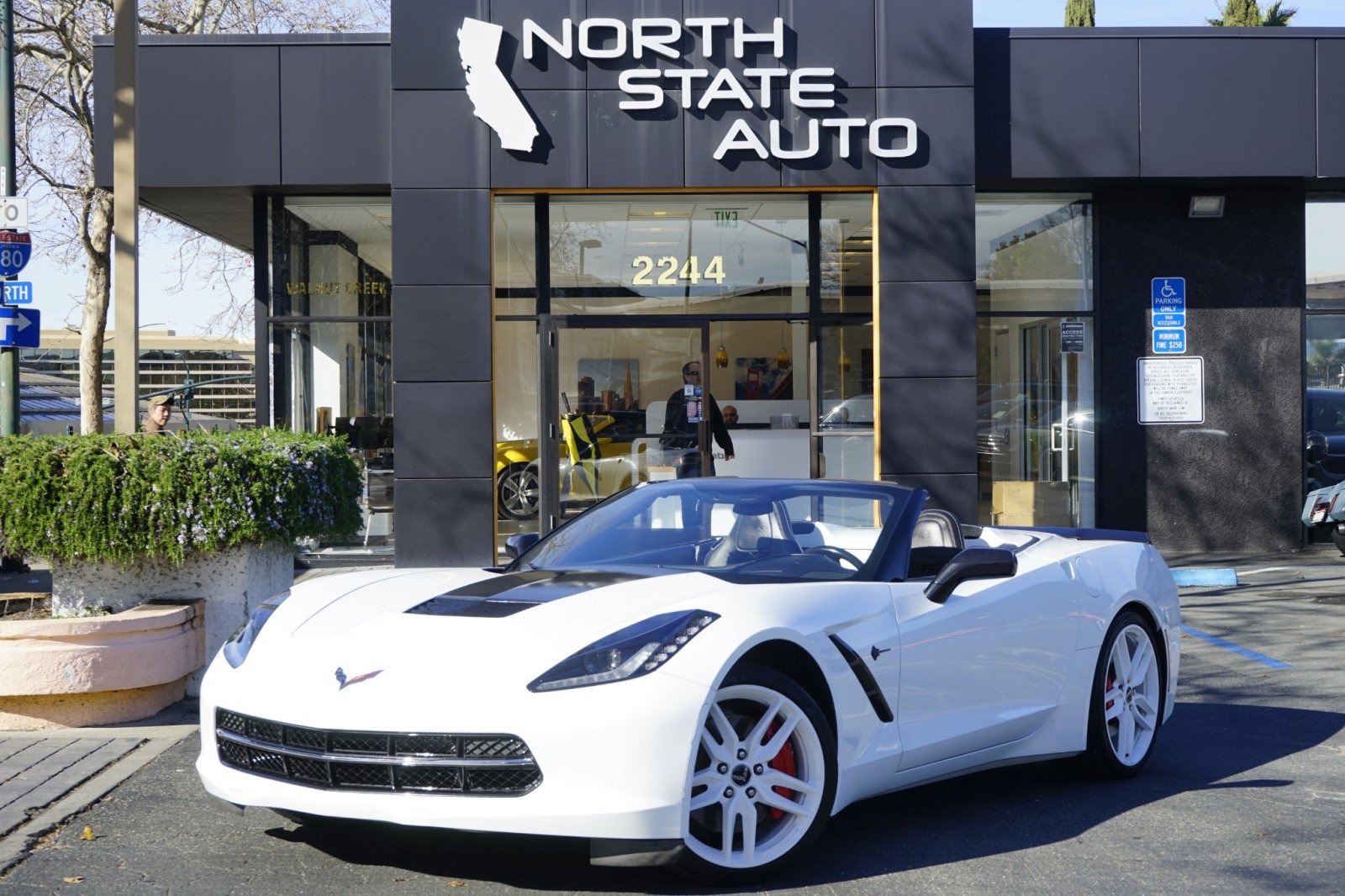 Used 2014 Chevrolet Corvette Stingray Convertible w/ 2LT Preferred Equipment Group image 2