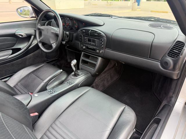 Used 2000 Porsche Boxster image 34
