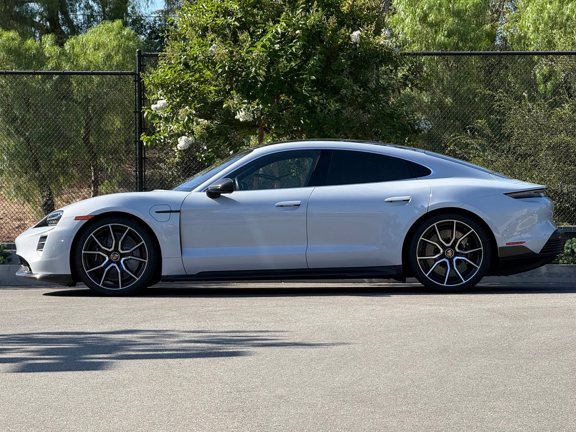 Certified 2022 Porsche Taycan Turbo S AWD/4WD image 2