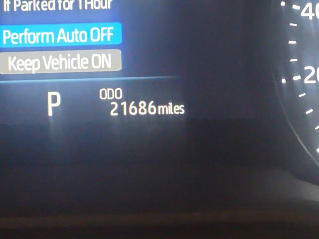 Used 2025 Toyota Sienna LE image 15