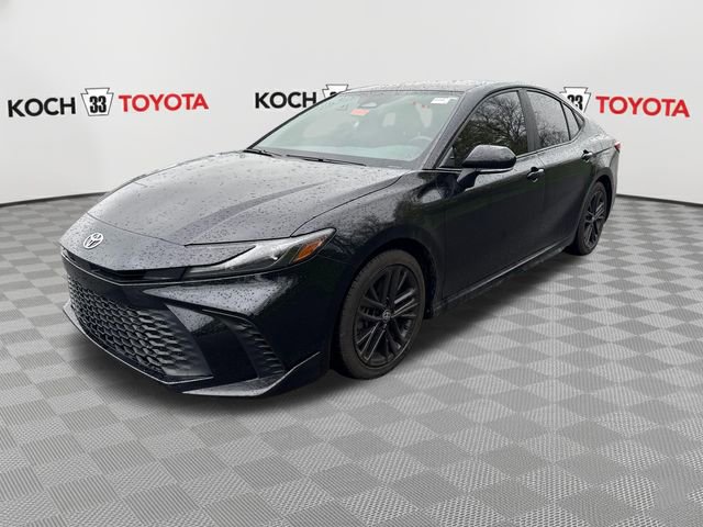 Used 2025 Toyota Camry SE w/ Convenience Package FWD image 3