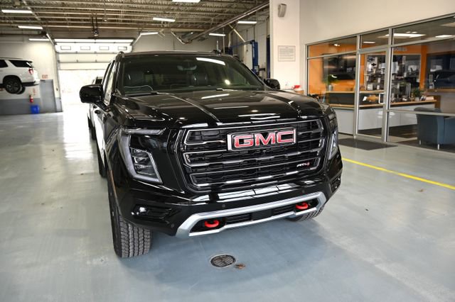 New 2026 GMC Yukon AT4 Ultimate w/ LPO, Floor Liner Package image 3