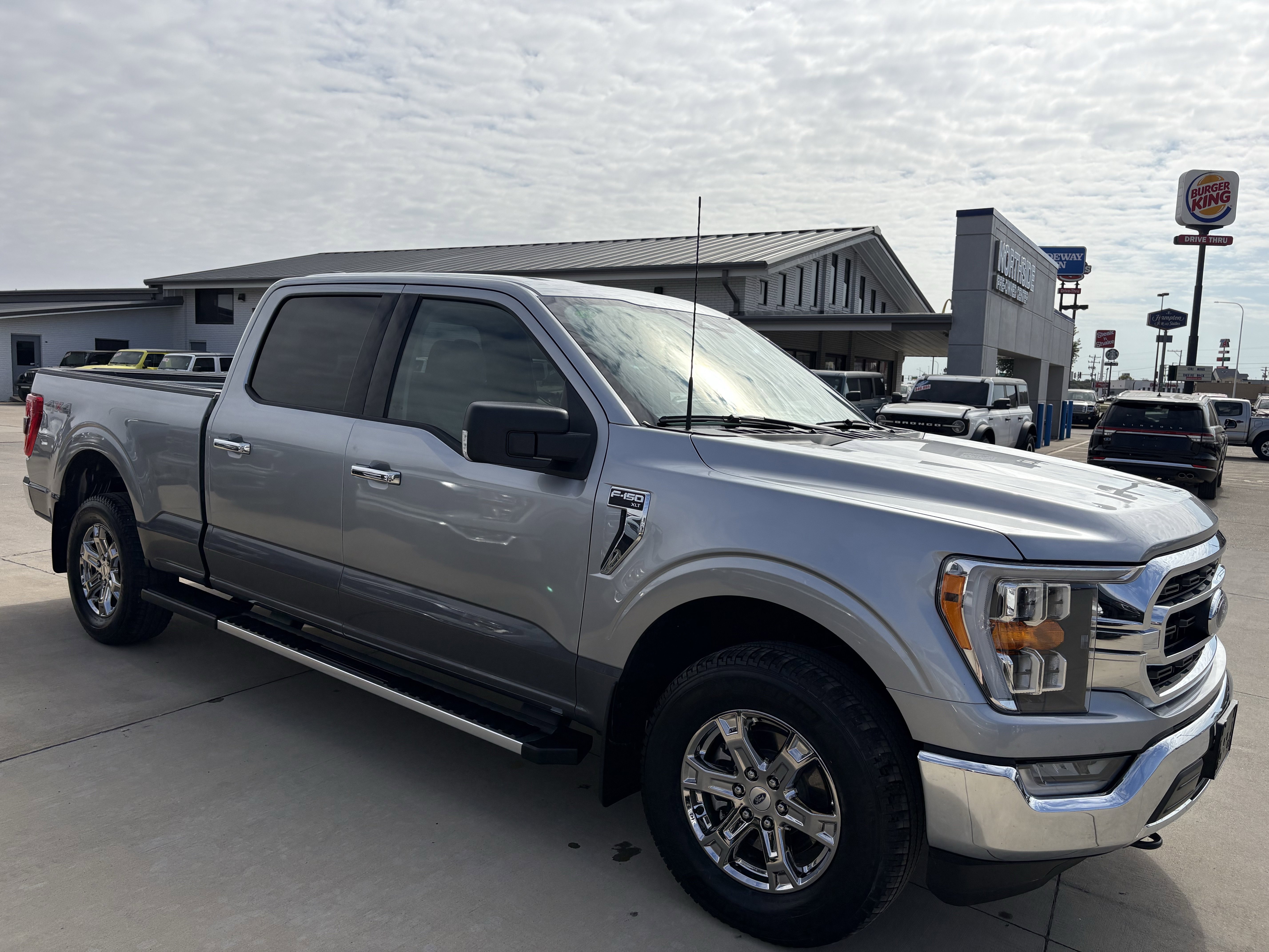 Used 2023 Ford F150 XLT w/ Equipment Group 302A High image 4