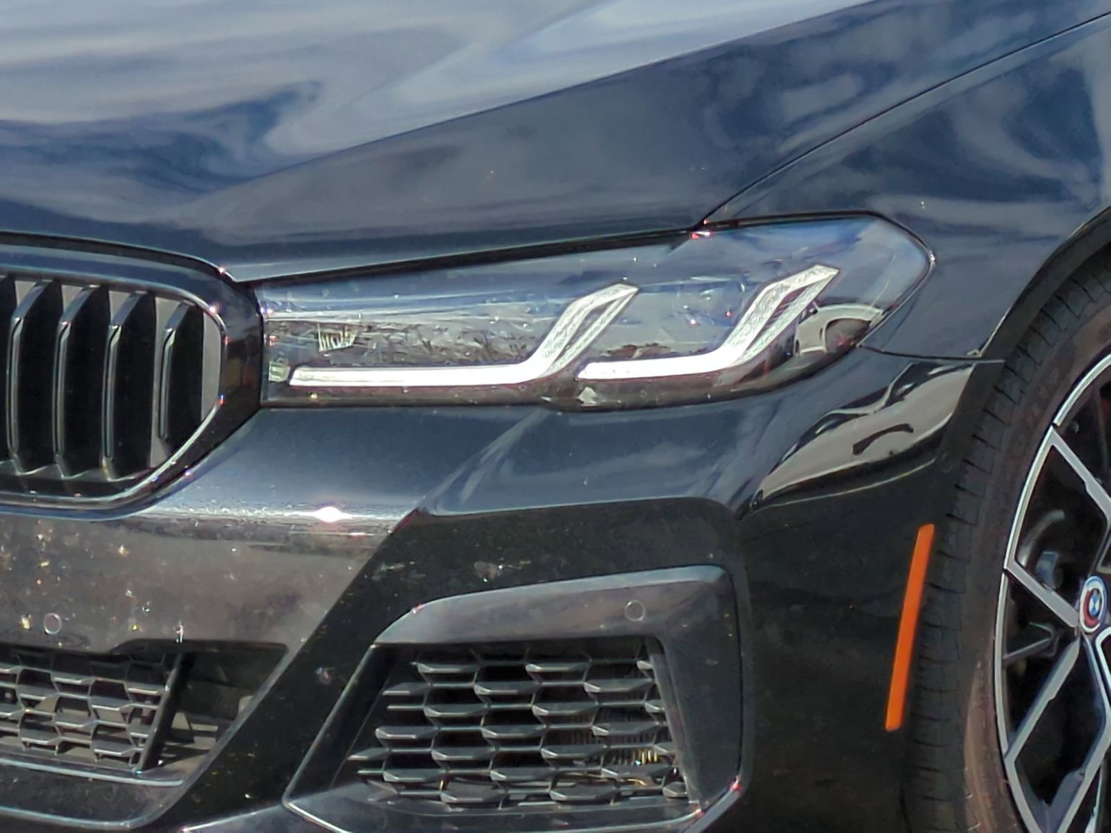 Used 2023 BMW M550i xDrive image 6