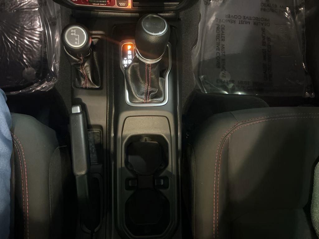 Used 2023 Jeep Wrangler Unlimited Rubicon w/ Cold Weather Group image 21