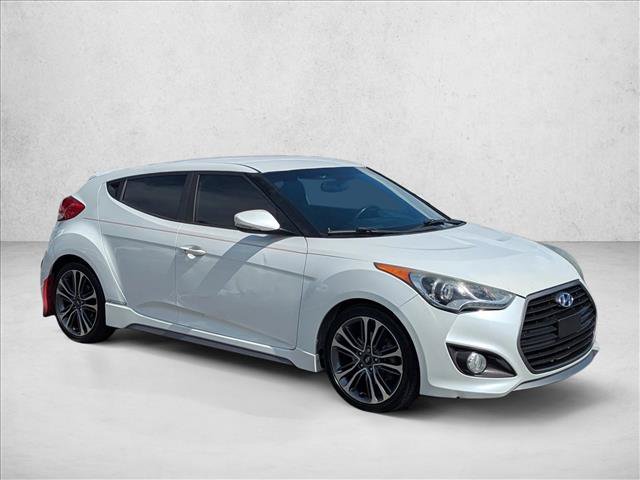 Used 2016 Hyundai Veloster Turbo FWD video 3