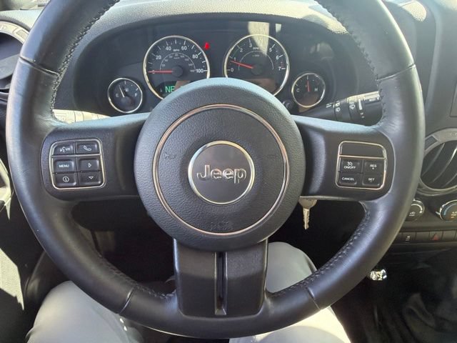 Used 2018 Jeep Wrangler Sport w/ Connectivity Group AWD/4WD image 13