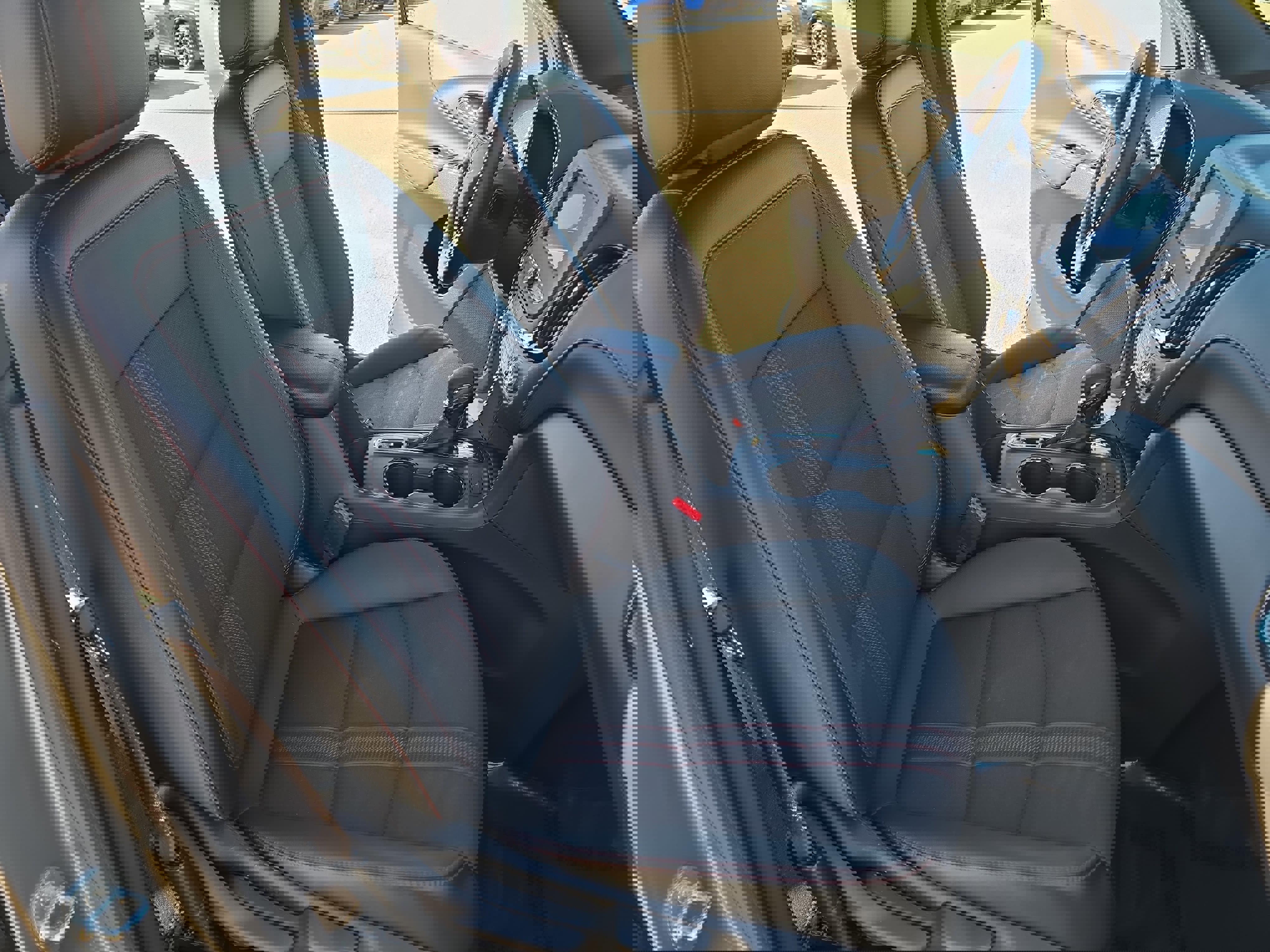 Used 2023 Chevrolet Equinox RS image 10