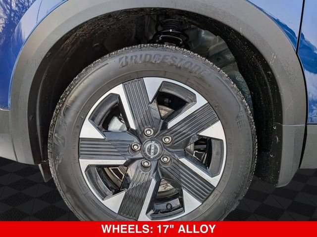Certified 2025 Nissan Kicks SV AWD/4WD image 10