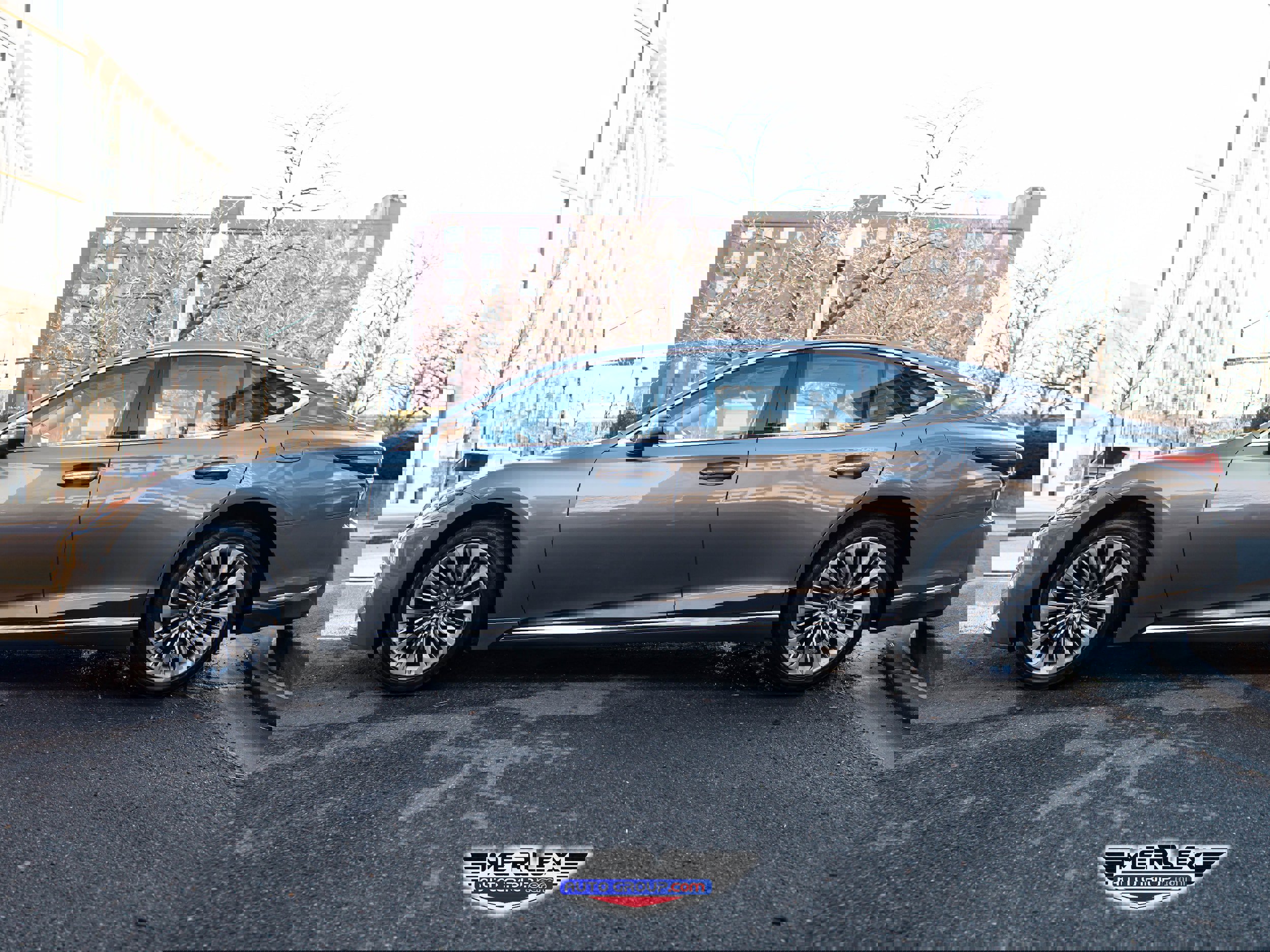 Used 2018 Lexus LS 500 AWD w/ Luxury Package image 4