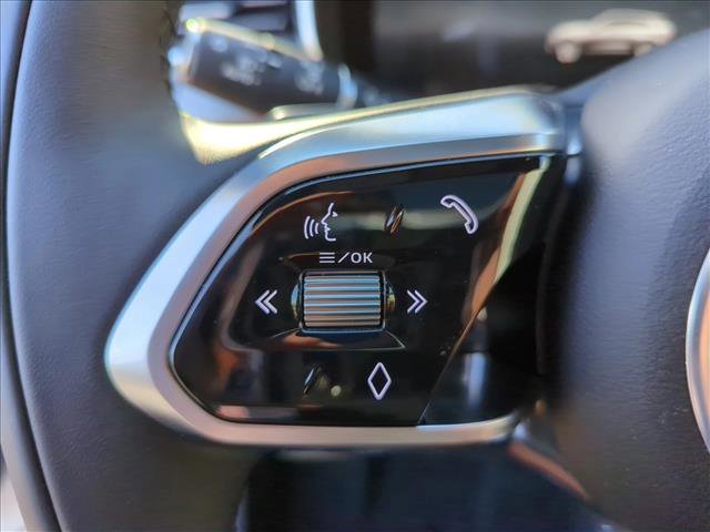 New 2025 Jaguar F-PACE R-Dynamic S image 11