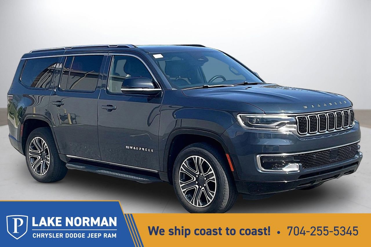 Used 2023 Jeep Wagoneer 4WD w/ Premium Group I image 1
