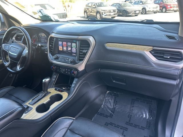 Used 2019 GMC Acadia Denali image 32