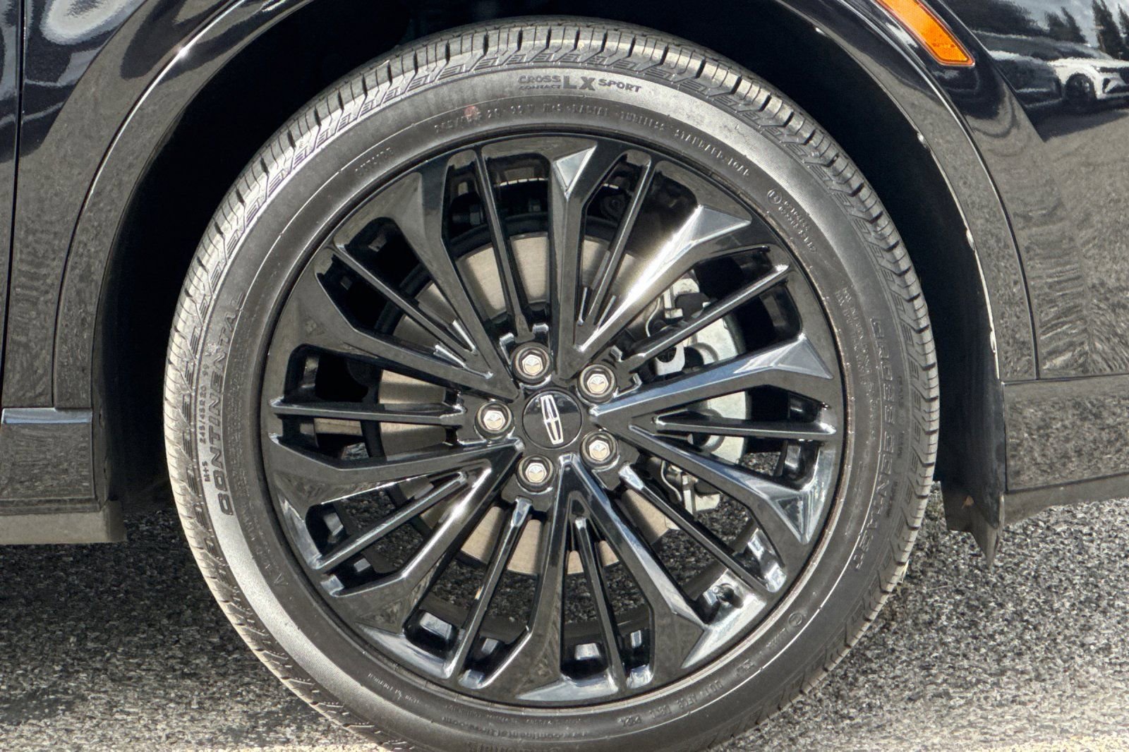 Used 2025 Lincoln Corsair Grand Touring w/ Equipment Group 302A image 26