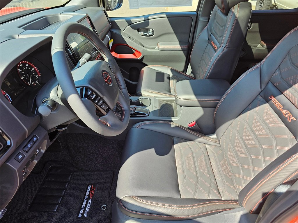 New 2025 Nissan Frontier PRO-4X w/ Pro Premium Package image 9