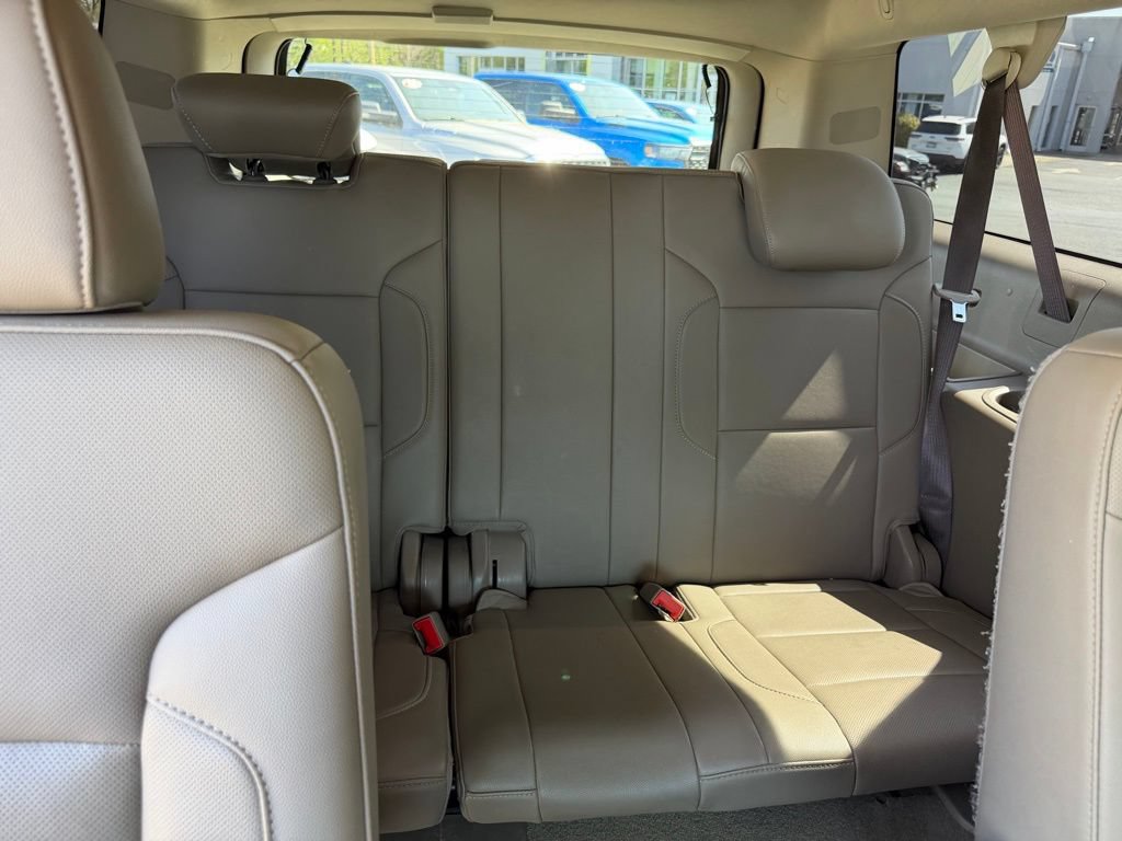 Used 2019 Chevrolet Suburban Premier AWD/4WD image 40