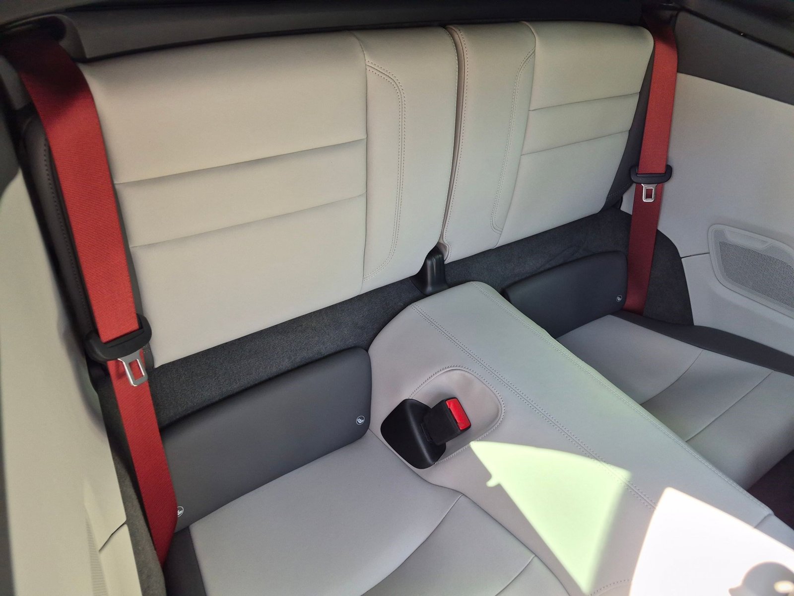 Certified 2025 Porsche 911 Carrera GTS RWD image 25