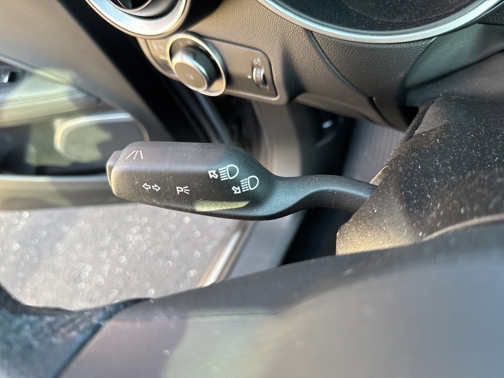 Used 2022 Alfa Romeo Stelvio Ti w/ Active Assist Plus Package image 32