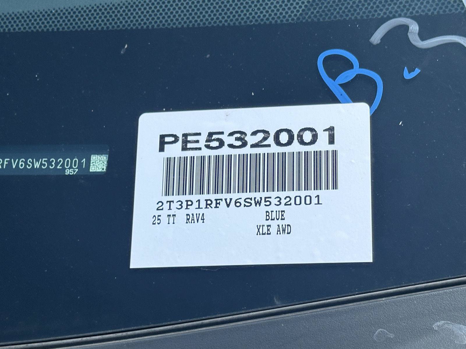 Certified 2025 Toyota RAV4 XLE AWD/4WD image 14