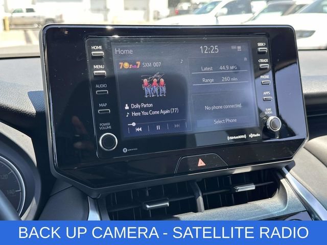 Used 2022 Toyota Venza LE AWD/4WD image 3