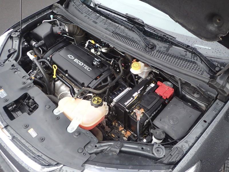 Used 2018 Chevrolet Sonic LS FWD image 19