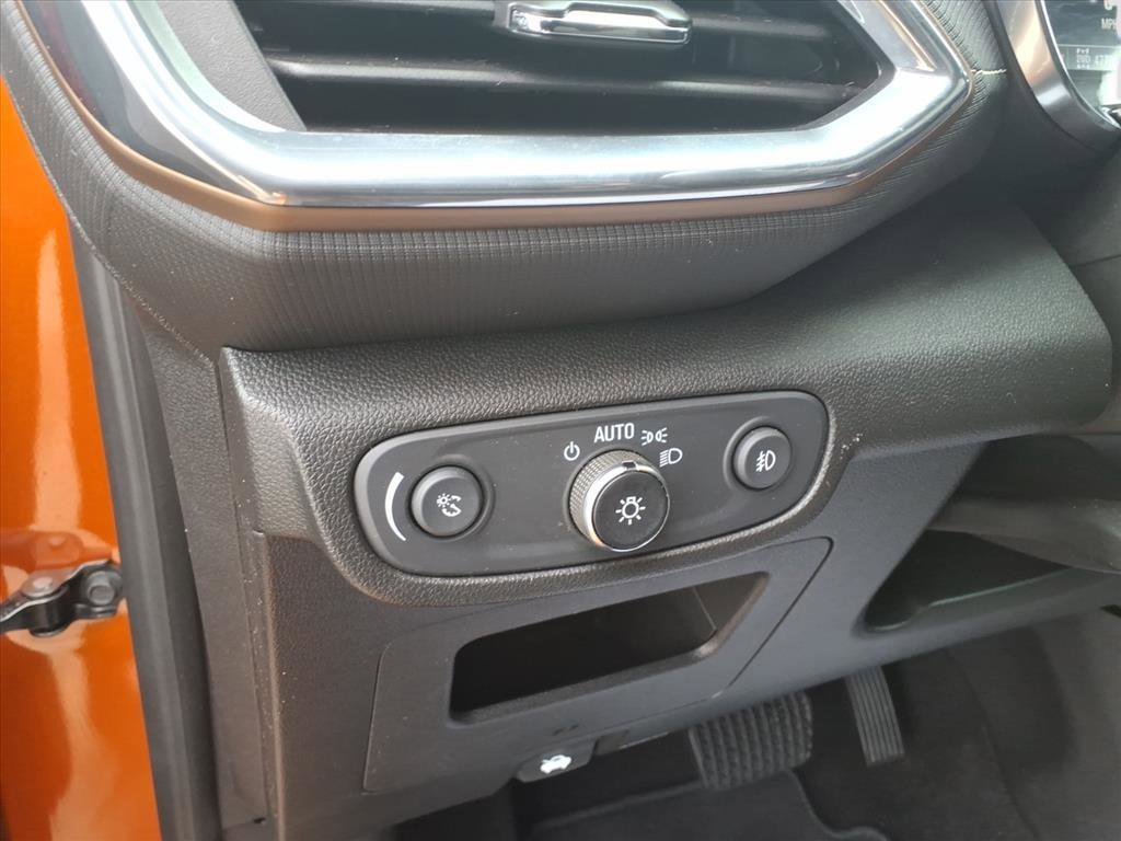 Used 2022 Chevrolet TrailBlazer ACTIV image 17