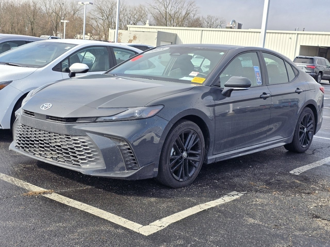 Certified 2025 Toyota Camry SE image 3