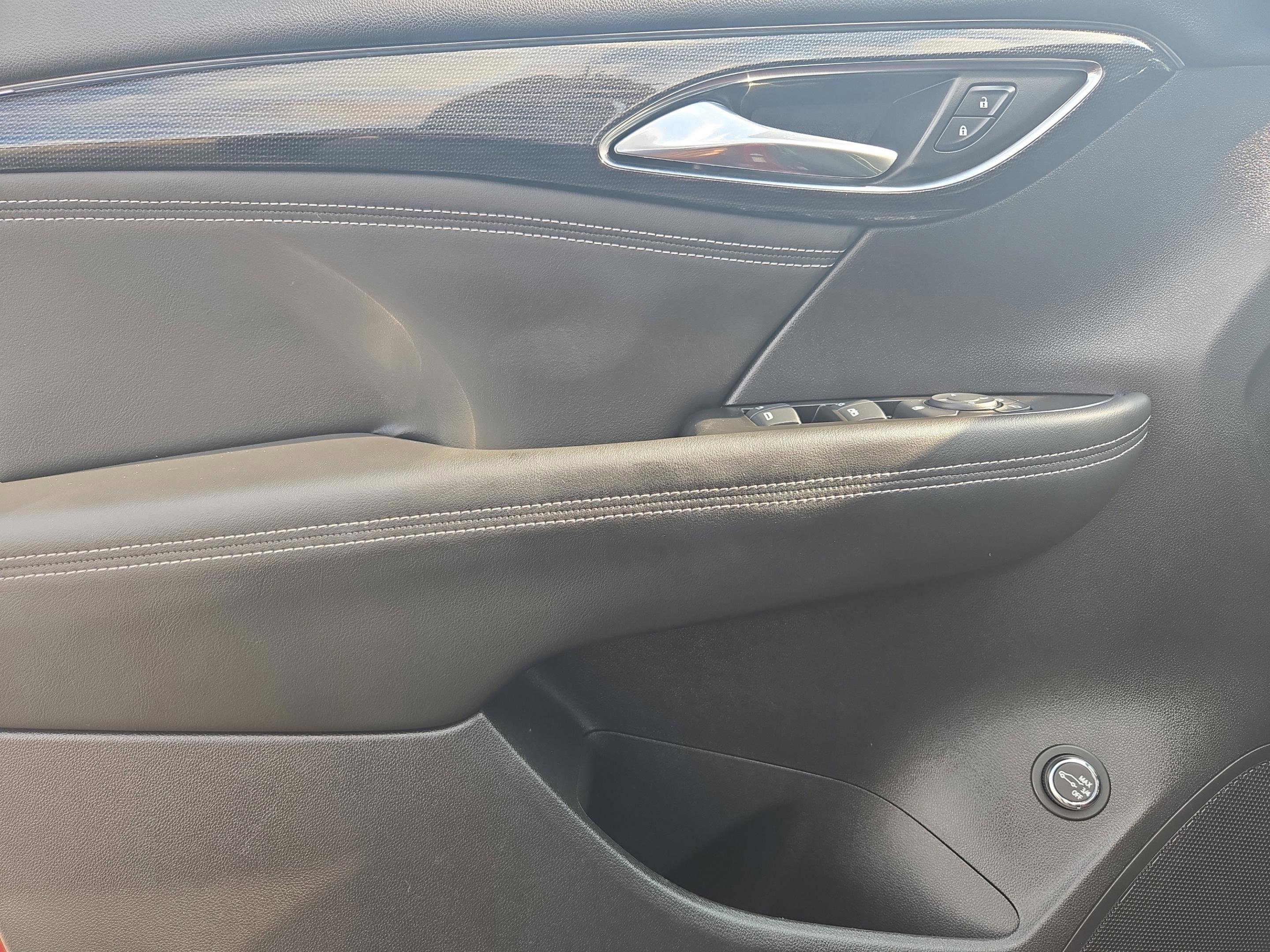 Used 2023 Buick Envision Preferred w/ Sport Touring Package image 21