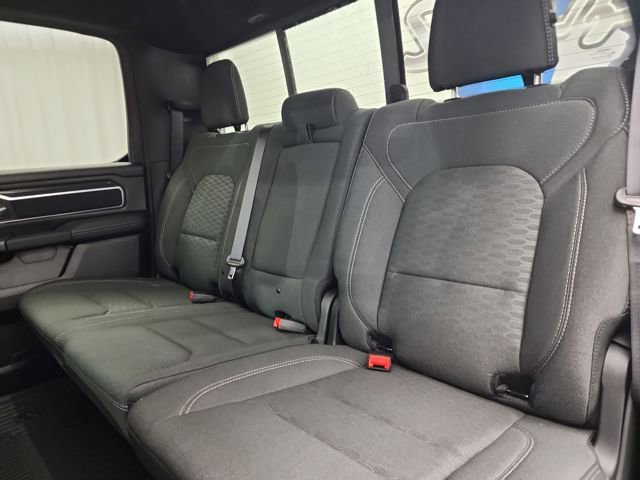 New 2026 RAM 1500 4x4 Crew Cab image 33