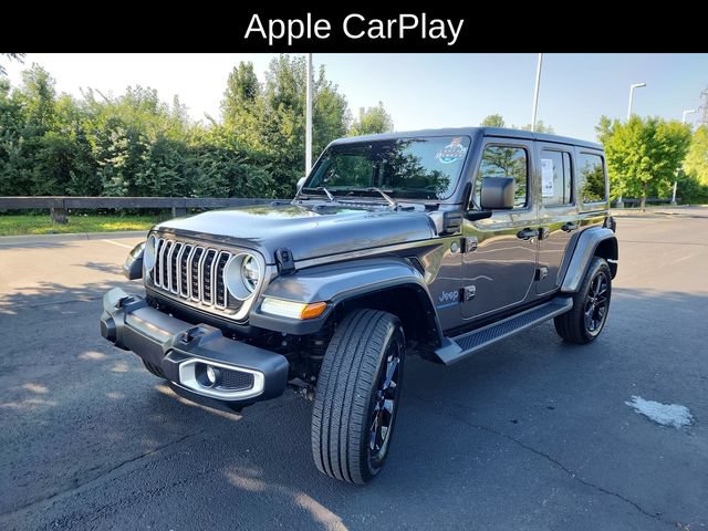 Used 2025 Jeep Wrangler Unlimited Sahara AWD/4WD image 3