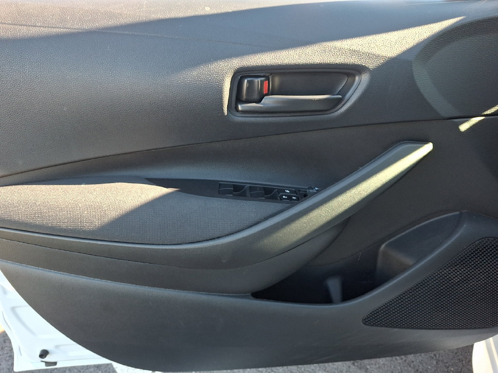 Certified 2026 Toyota Corolla LE w/ LE Premium Package FWD image 17