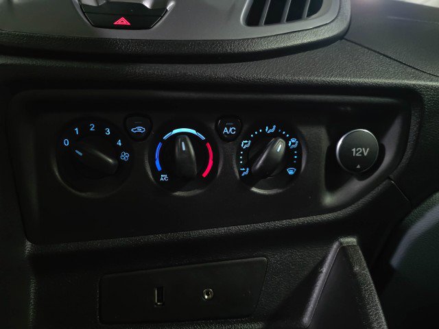 Used 2016 Ford Transit 350 XLT image 25