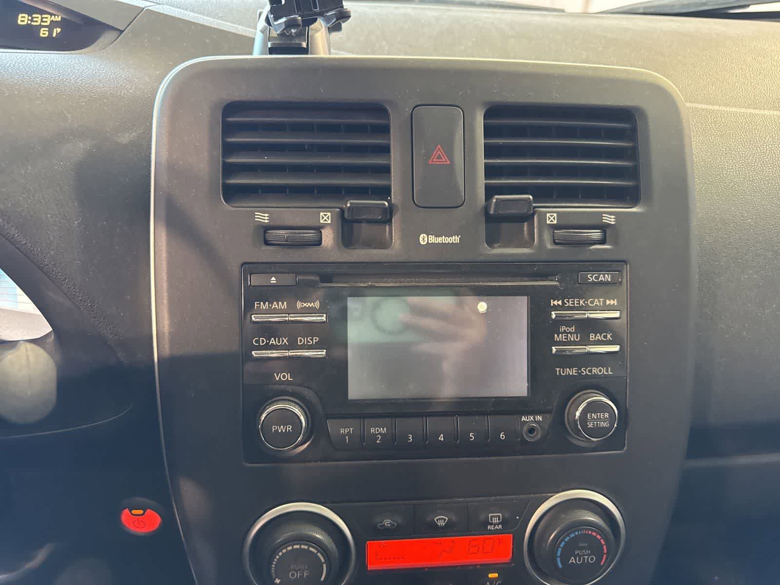 Used 2015 Nissan Leaf S FWD image 21